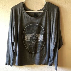 Obey sweater